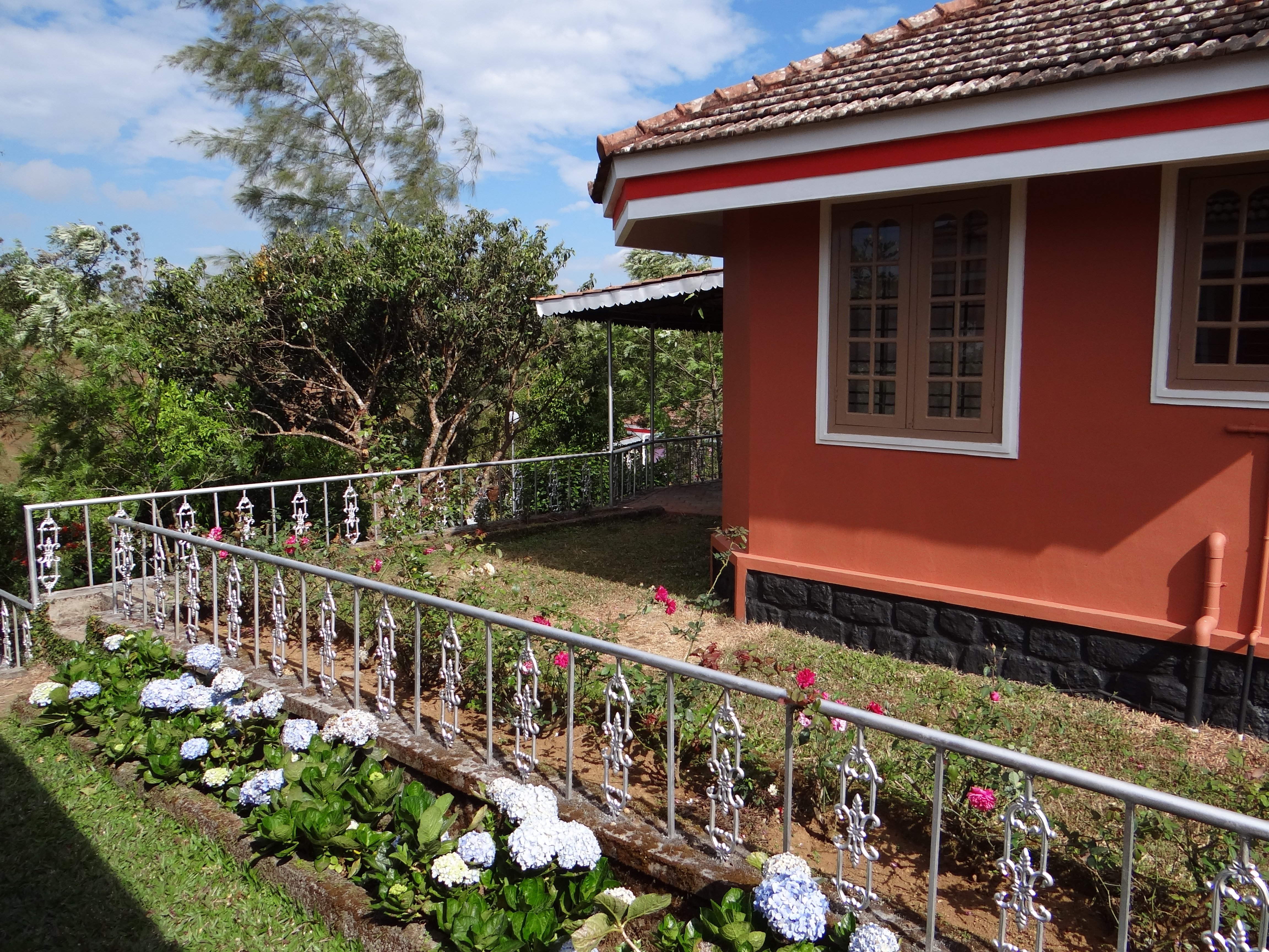 Rhapsody Holiday Villas-官方