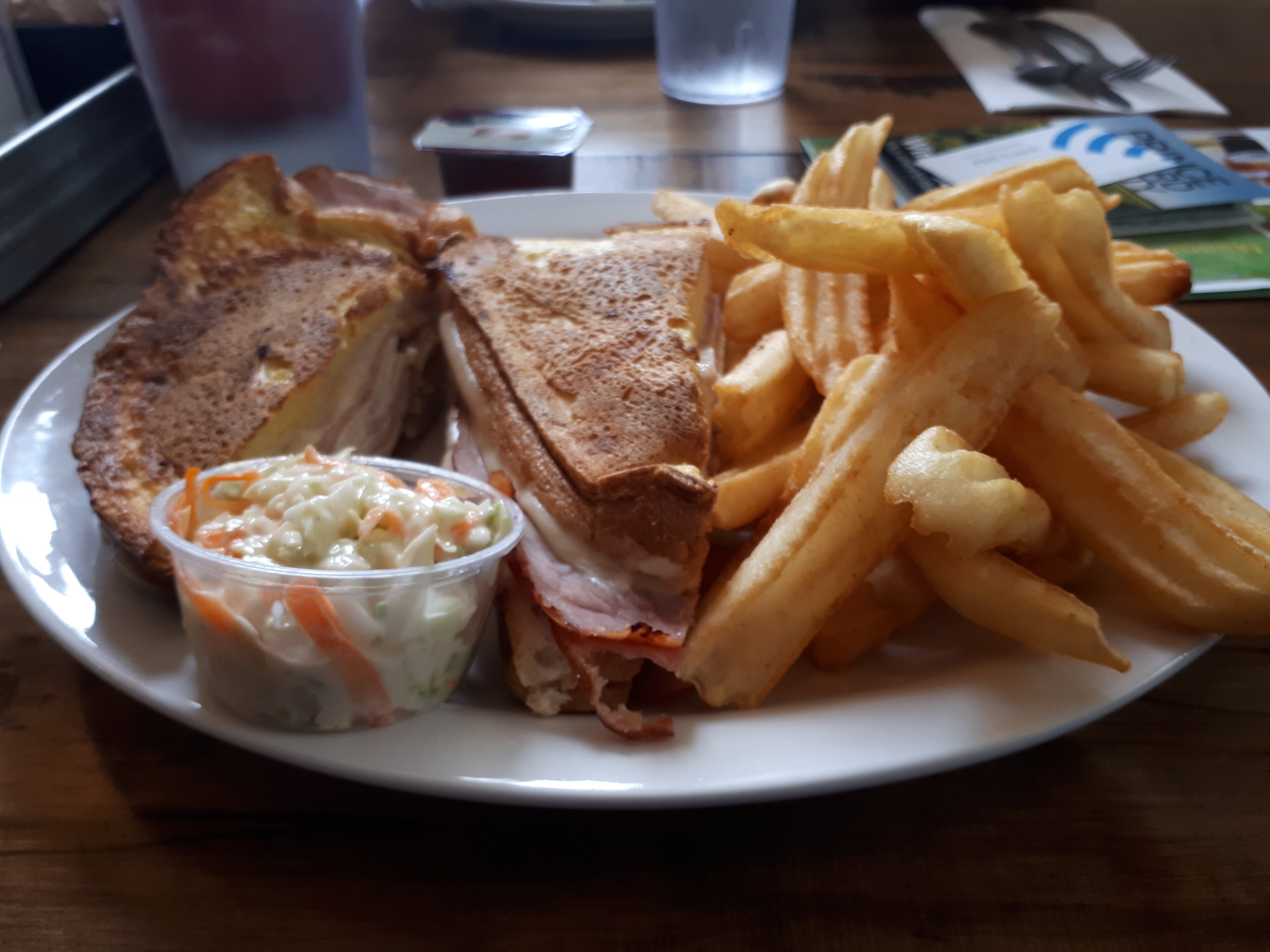 Picton Harbour Inn-餐饮