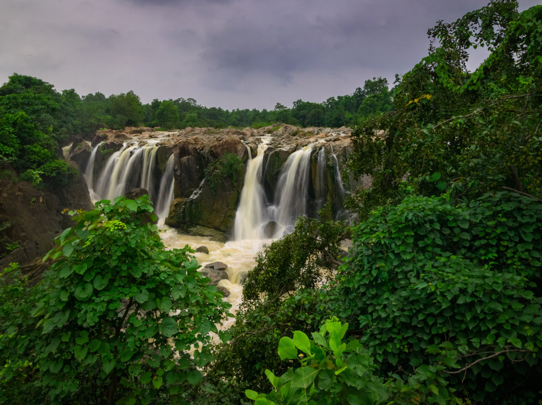 Gundichaghai Waterfall Overview景点图片