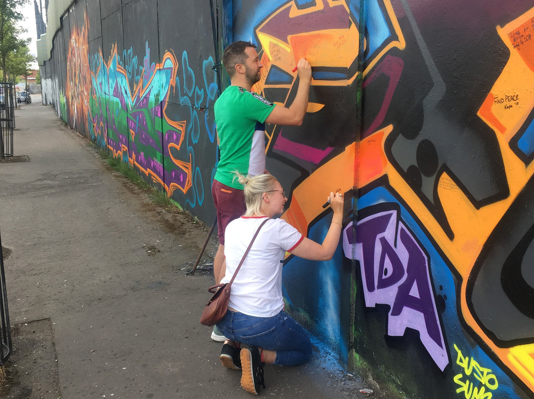 Traditional Taxi Tours Belfast-贝尔法斯特必去景点