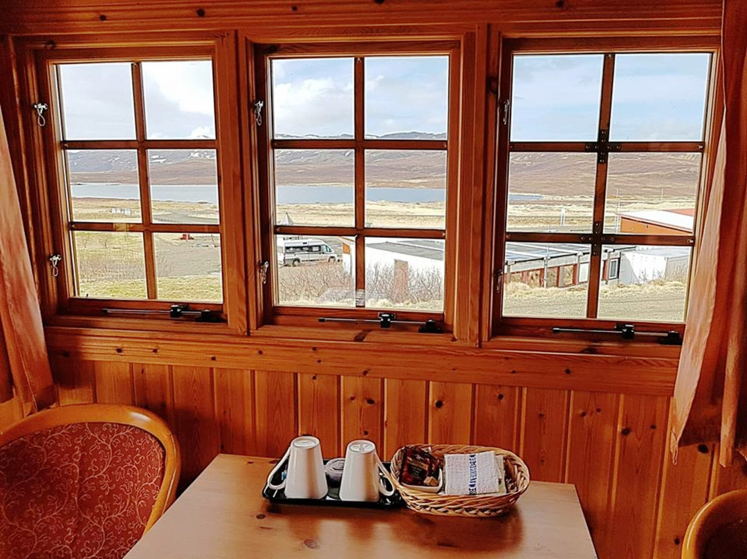 Drangsnes酒店住宿-Thomsen Bjarkalundur