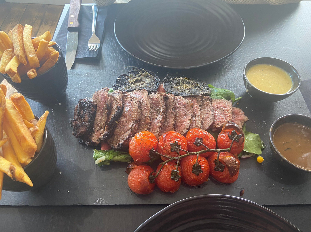 Scott's Steakhouse Bar And Grill