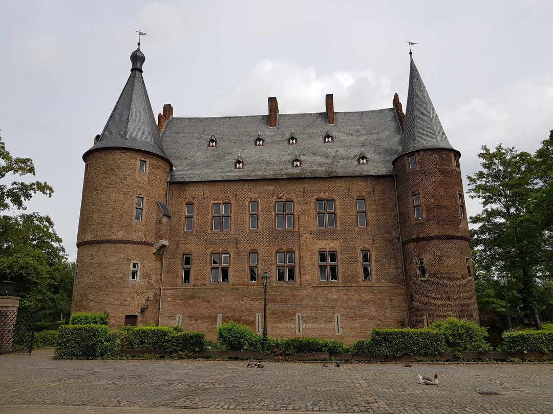 Golf Burg Konradsheim-Erftstadt必去景点