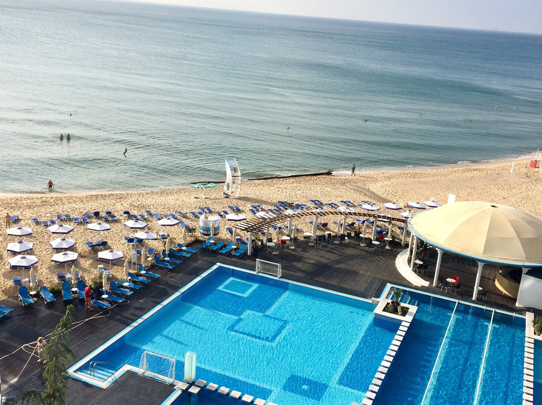 Azalia Hotel Balneo & Spa主图