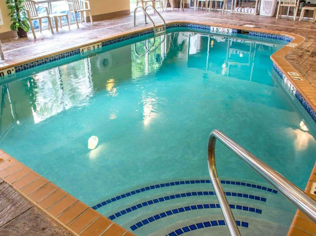 Comfort Suites Huntsville MidCity District at Research Park主图