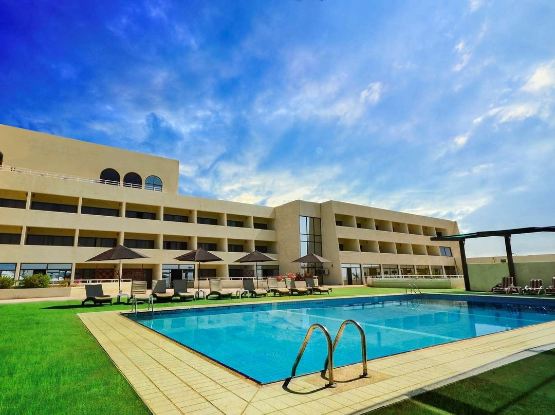 Golden Tulip Seeb主图