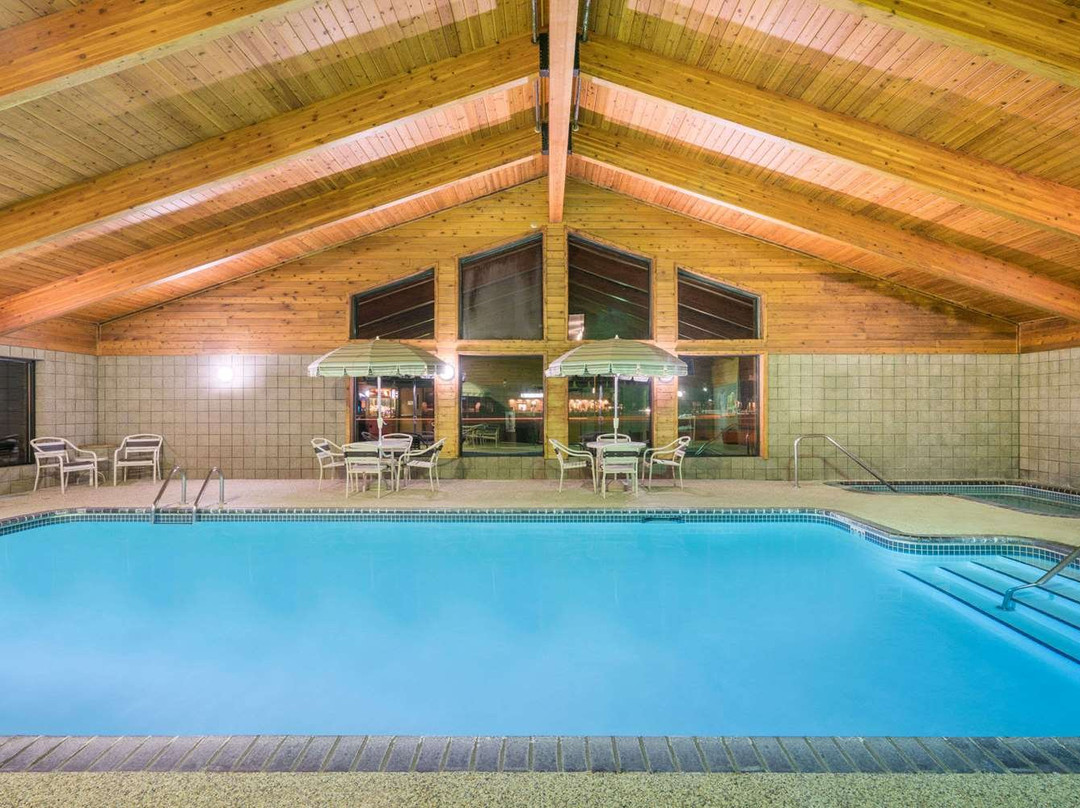 Days Inn & Suites by Wyndham Baxter Brainerd Area主图