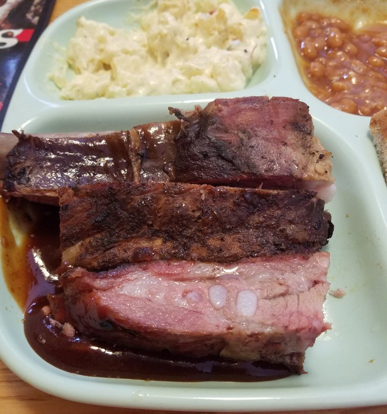 Geno's Bar-B-Q