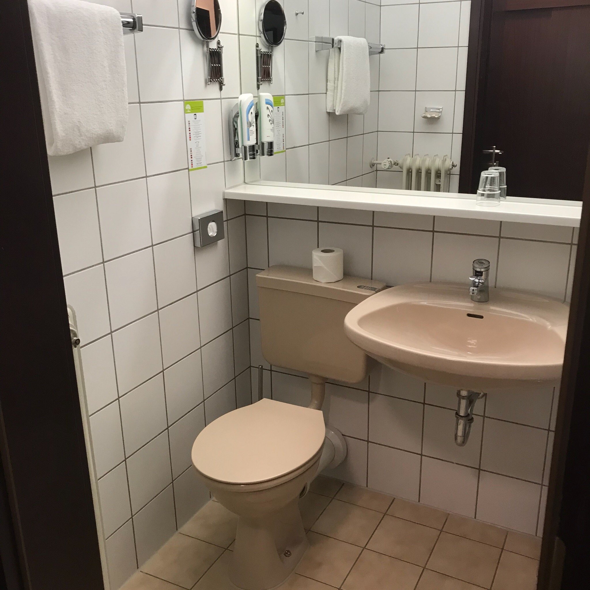 塞纳图酒店-官方