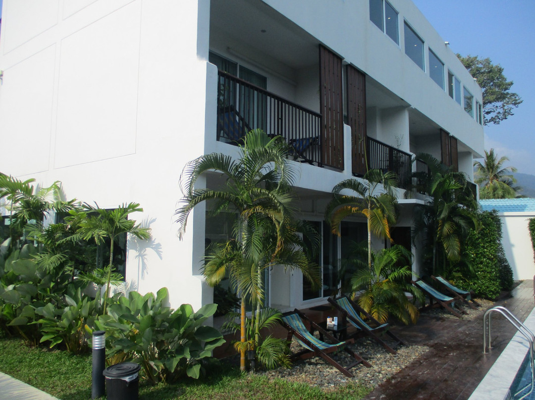 水晶拉迈酒店主图