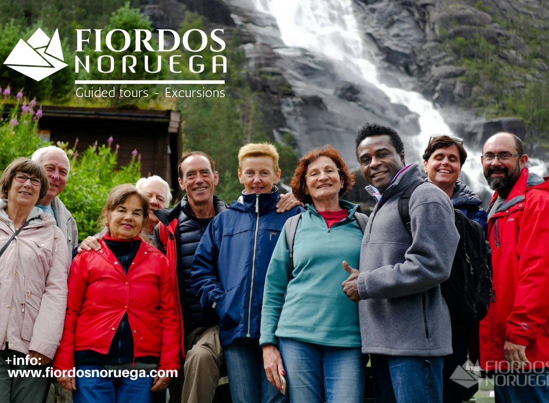 Fiordos Noruegos景点图片