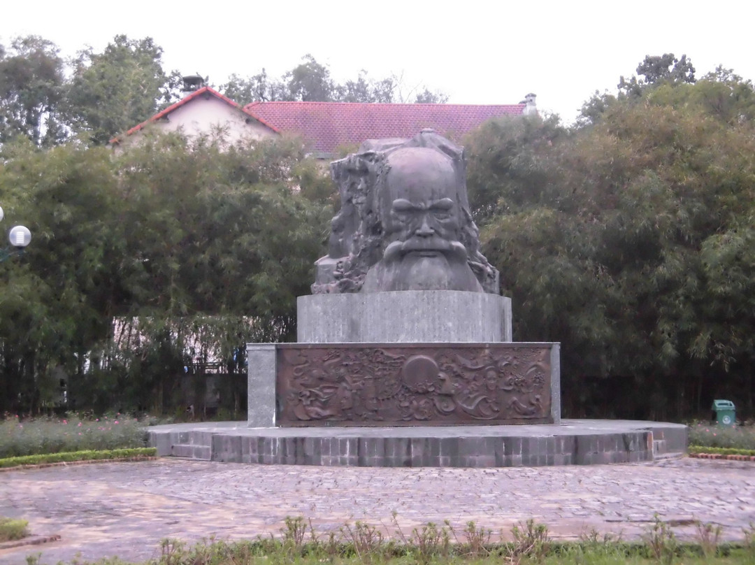 Phan Boi Chau Street Monument-顺化必去景点
