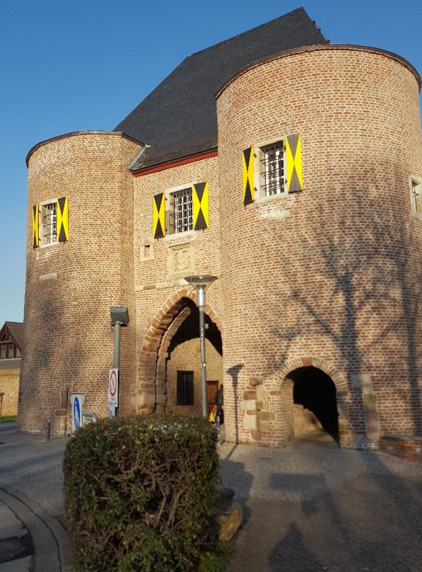 Aachener Tor-Bergheim必去景点