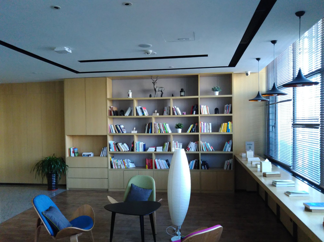 任丘市酒店住宿-亚朵酒店