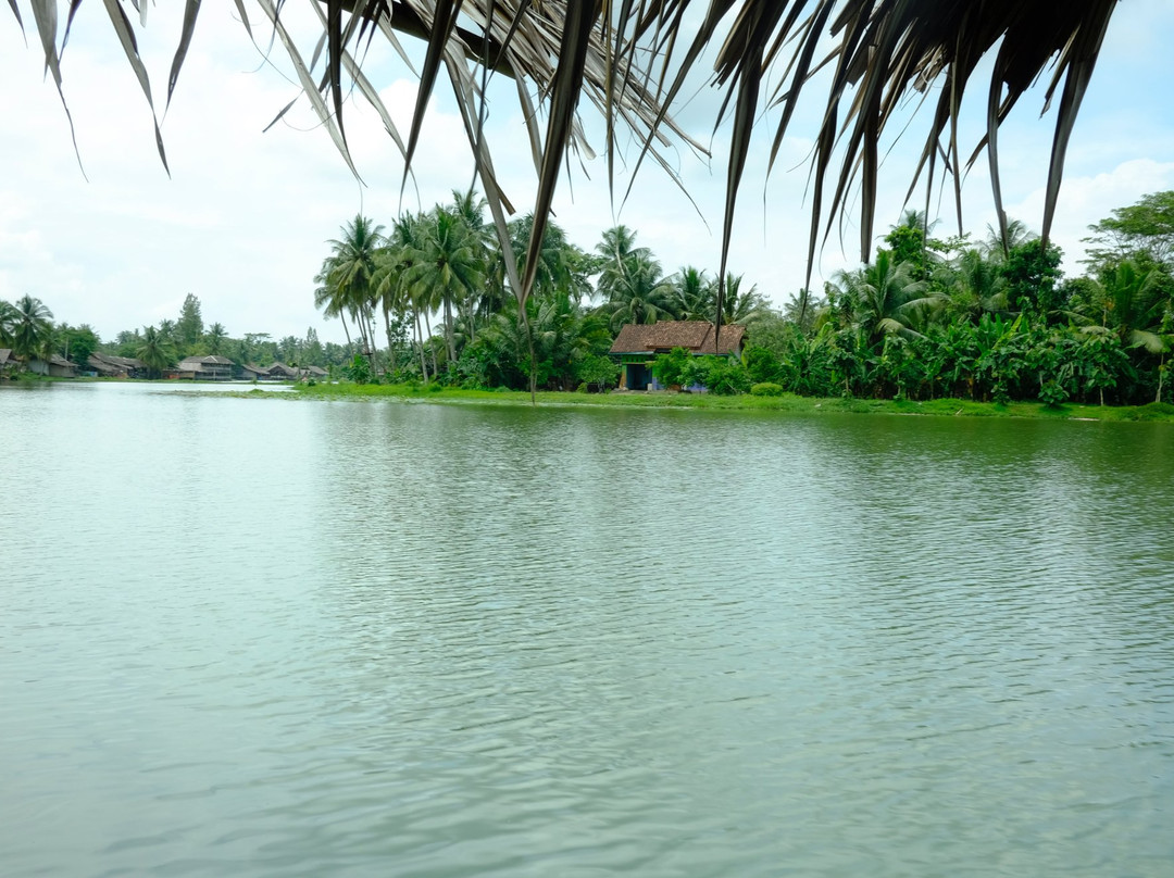 Bojong Rongga Lake-Cilacap必去景点