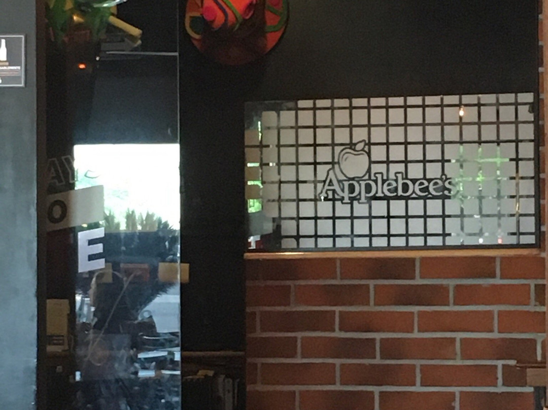 Applebee's Grill + Bar景点图片