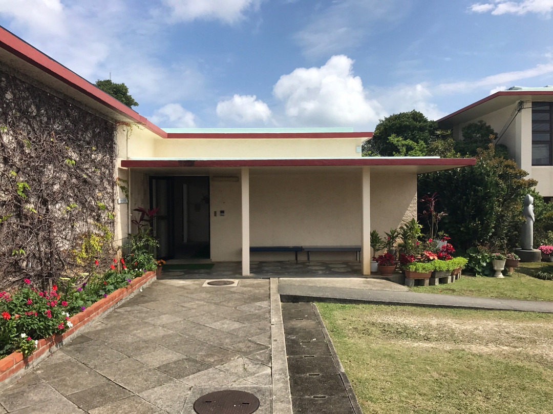St. Clara Church-与那原町必去景点