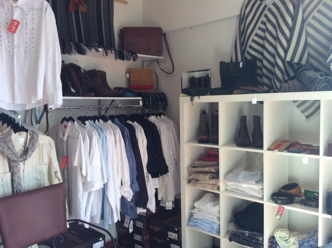 Etnica-托多斯桑托斯必去景点