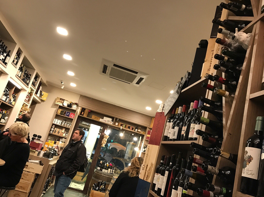 Sorsi&Morsi by Enoteca La Giarra-那不勒斯必去景点