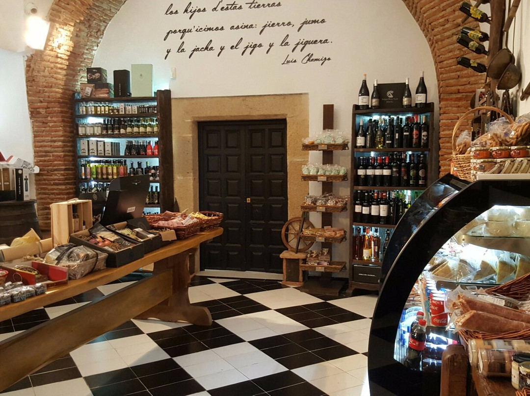 Arte & Souvenirs Cáceres-卡塞雷斯必去景点