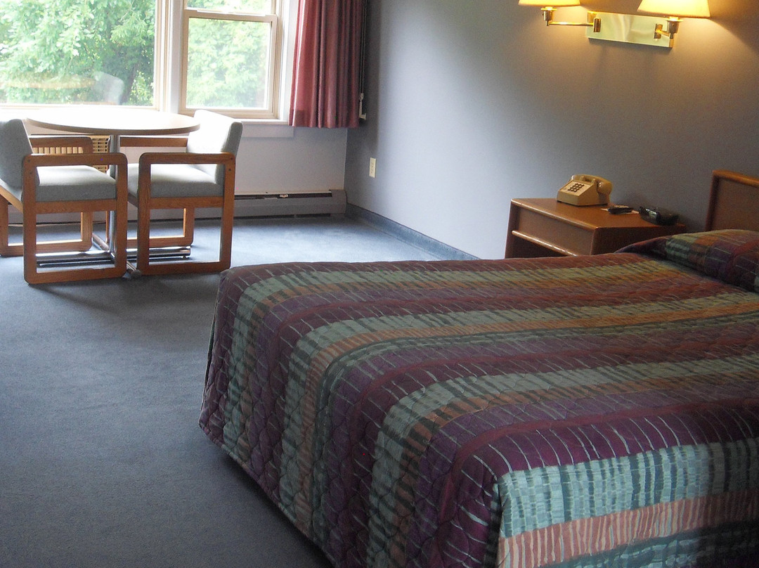 Swan Inn Motel & Restaurant主图