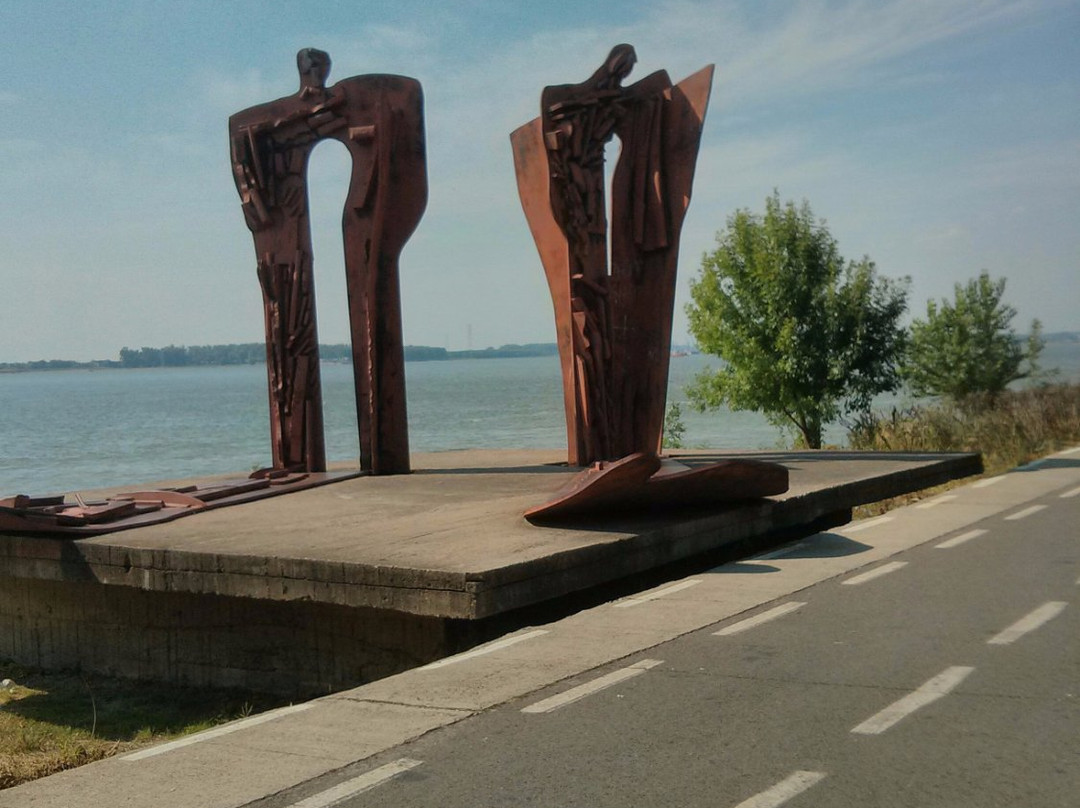 Danube Cliff景点图片