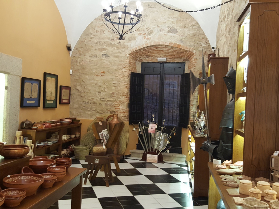 Arte & Souvenirs Cáceres-卡塞雷斯必去景点