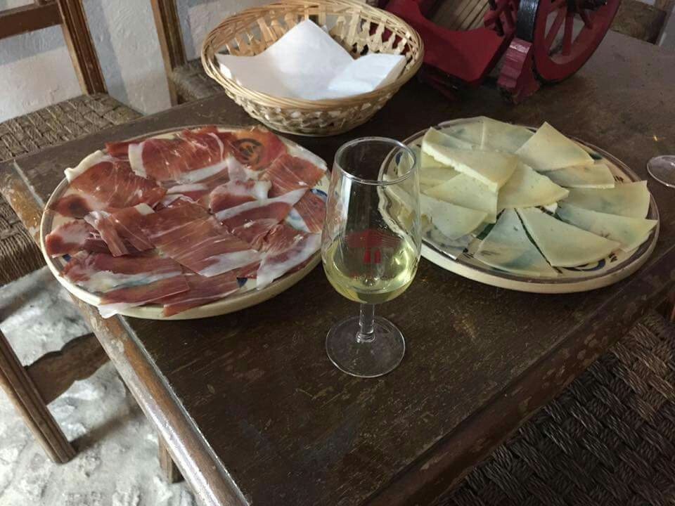 Museo Bodega El Alfoli-卢塞纳必去景点