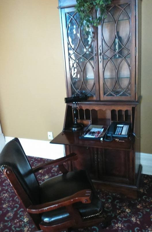 Clock Tower Inn主图