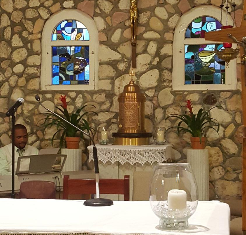 Mary Star of the Sea Church-辛普森湾必去景点