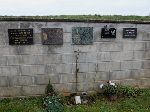 Le Cimetière De Germagny