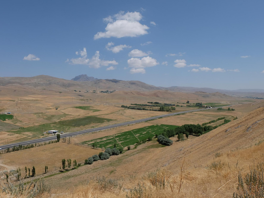 Ancient Urartian site of Cavustepe (Sardurihinilli)景点图片