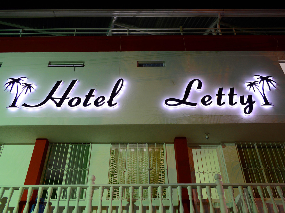 Hotel Letty主图