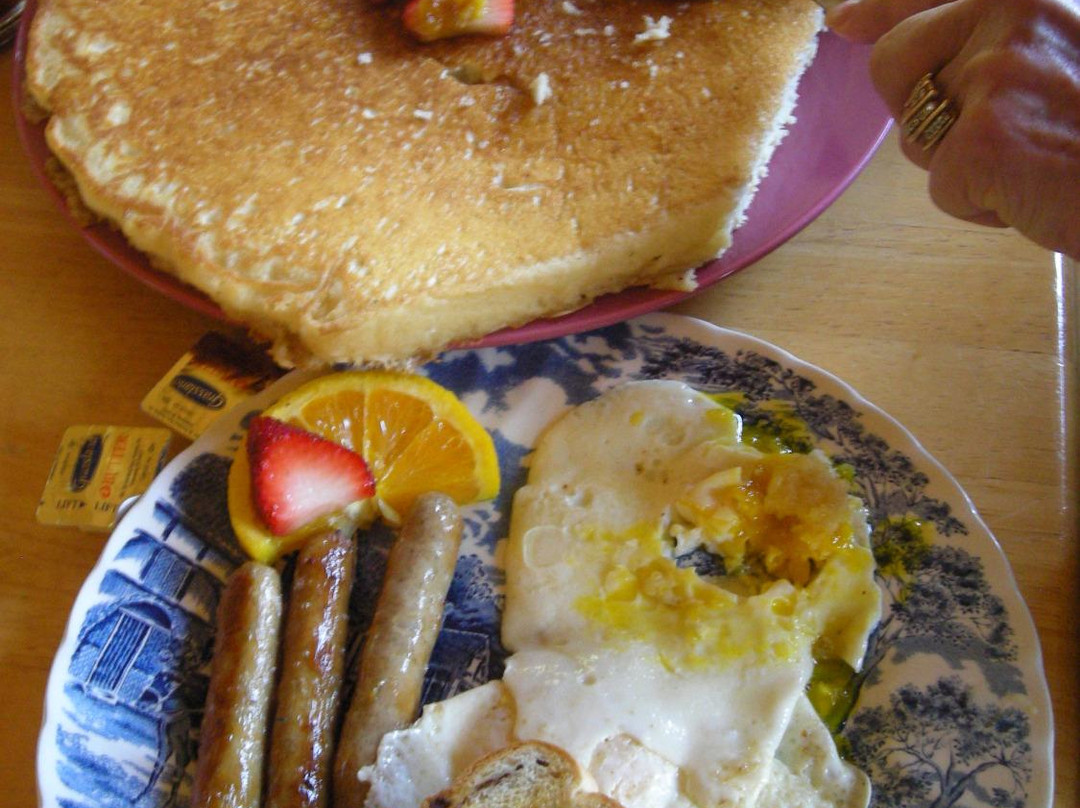 Rib Lake餐馆和美食-Hill of Beans Restaurant