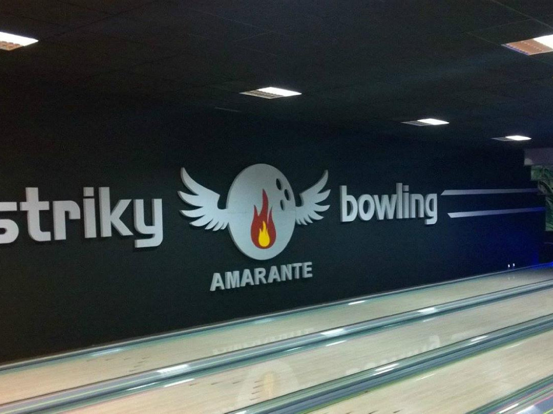 Striky Bowling景点图片