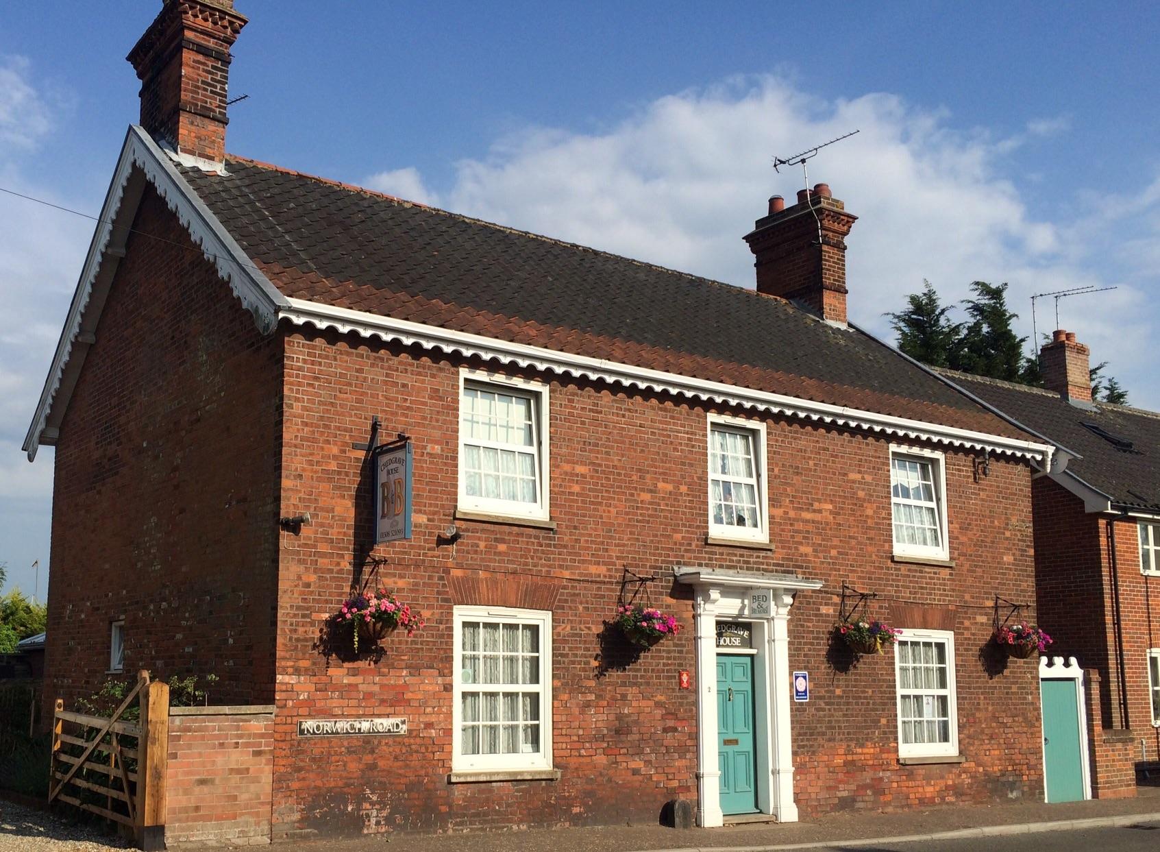 Chedgrave House Bed & Breakfast-官方