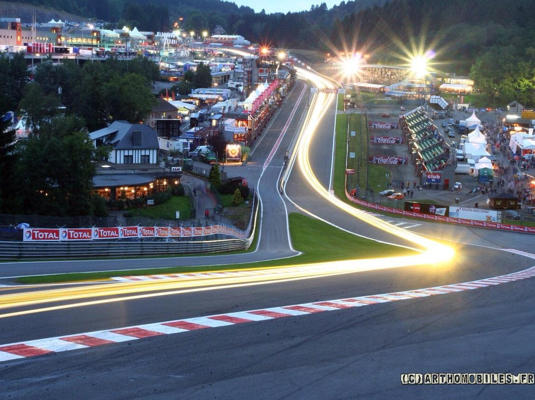 AU COIN  DES SOURCES主图