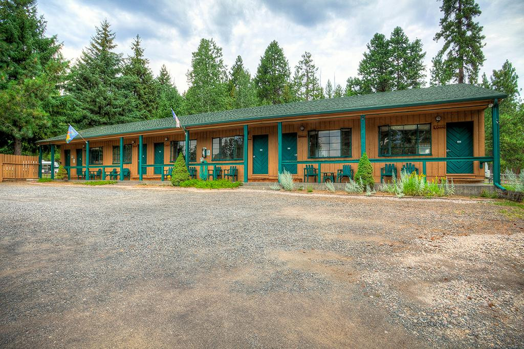 Hoodoo's Camp Sherman RV Park & Motel