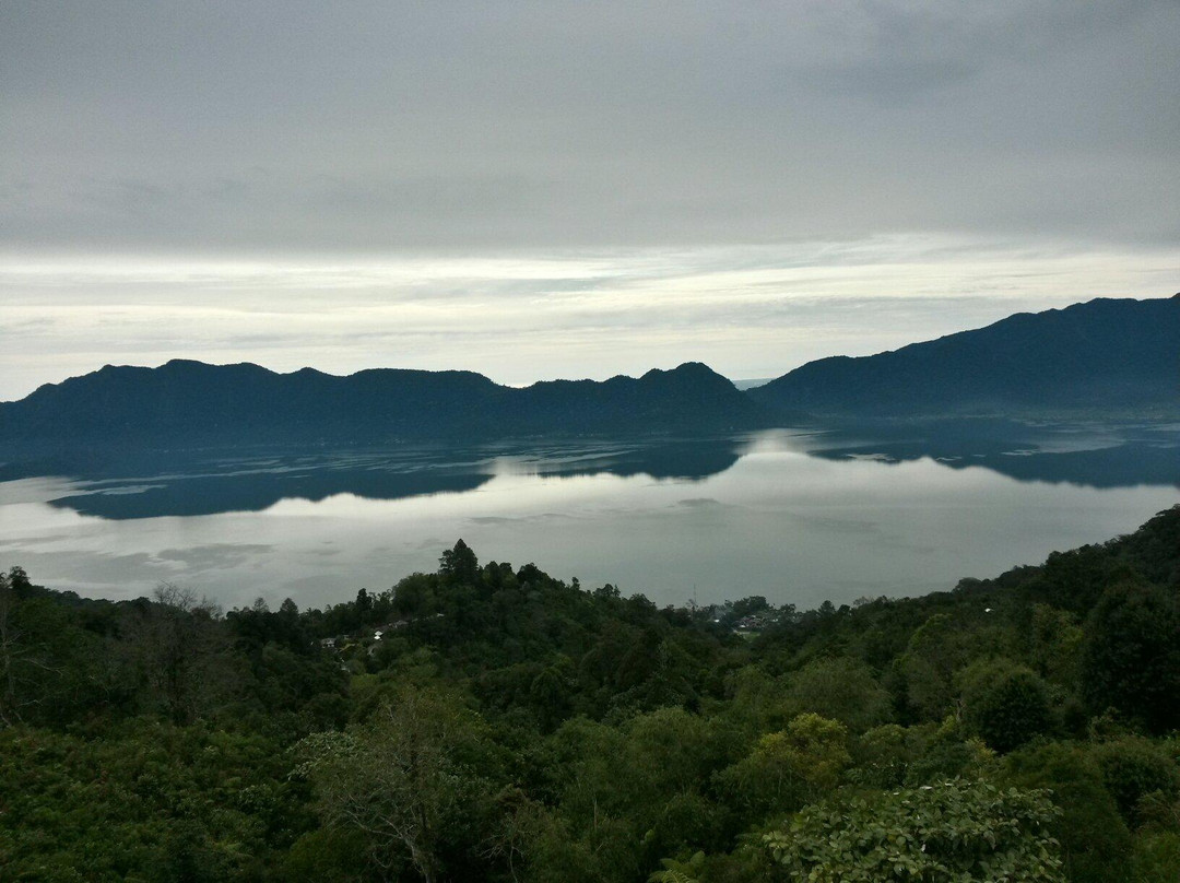 Puncak Lawang-武吉丁宜必去景点