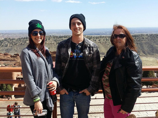 Club CannaBus Tours​-丹佛必去景点