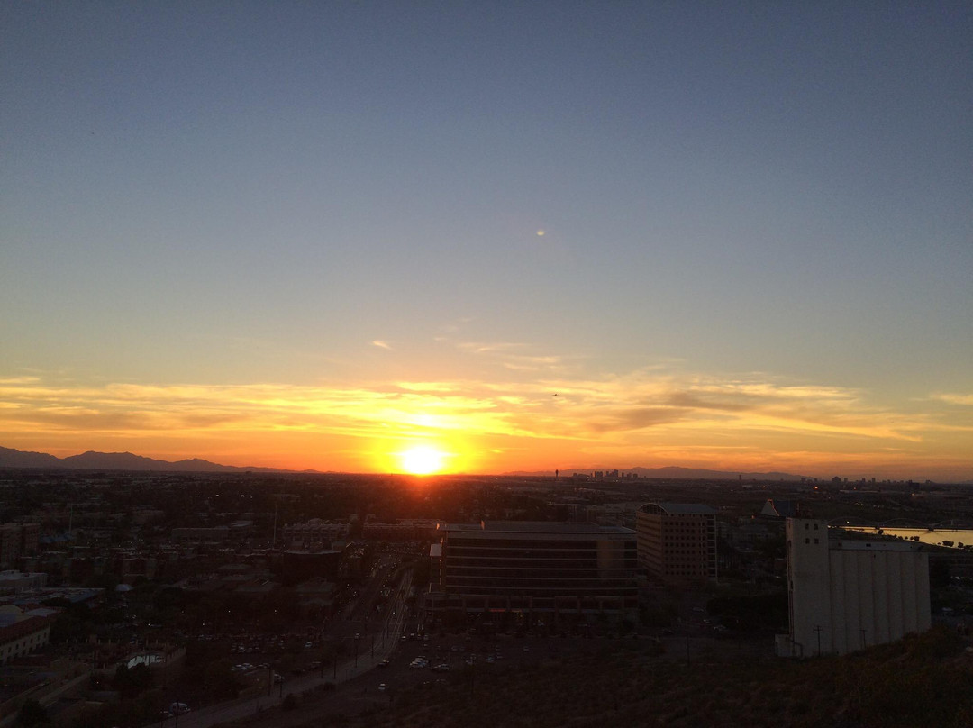 Hayden Butte Preserve-坦佩必去景点