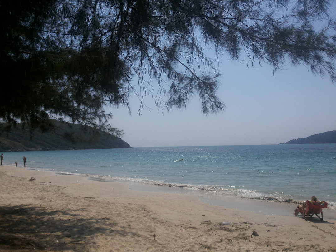 Nang Ram Beach景点图片