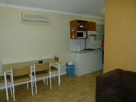 Country Road Caravan Park