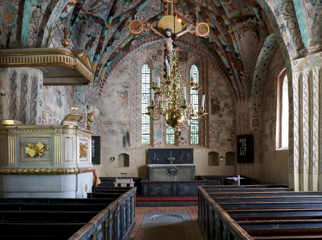 Enkoping旅游景点-Harkeberga kyrka