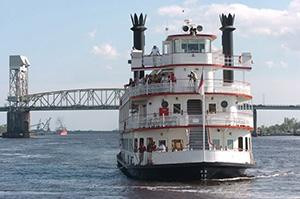 Cape Fear Riverboats景点图片