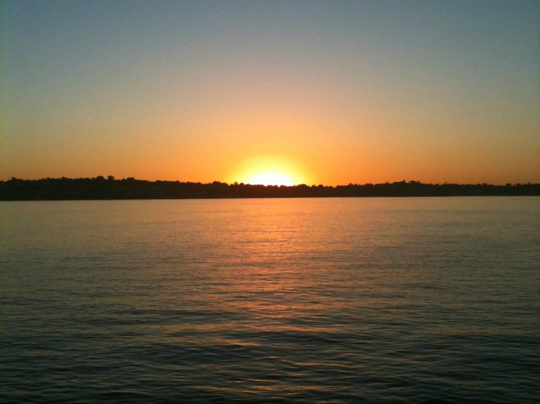 Saltwater Charters WA-拉瑞斯必去景点