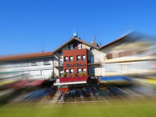 艾塔那酒店主图