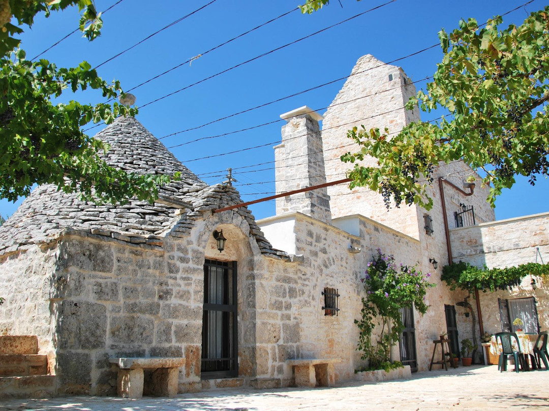 Coreggia酒店住宿-Il Trullo e il Fortino B&B