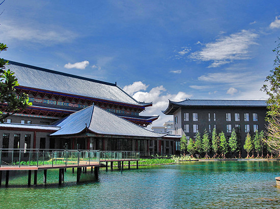 罗平云之梦酒店主图