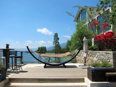 云渡洱海度假酒店主图